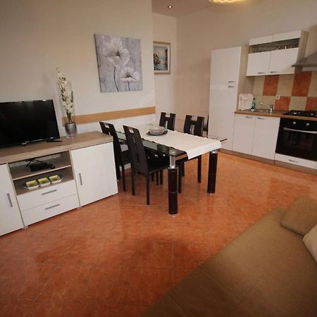 Family Apartment Mirela Borik Zadar Exterior foto