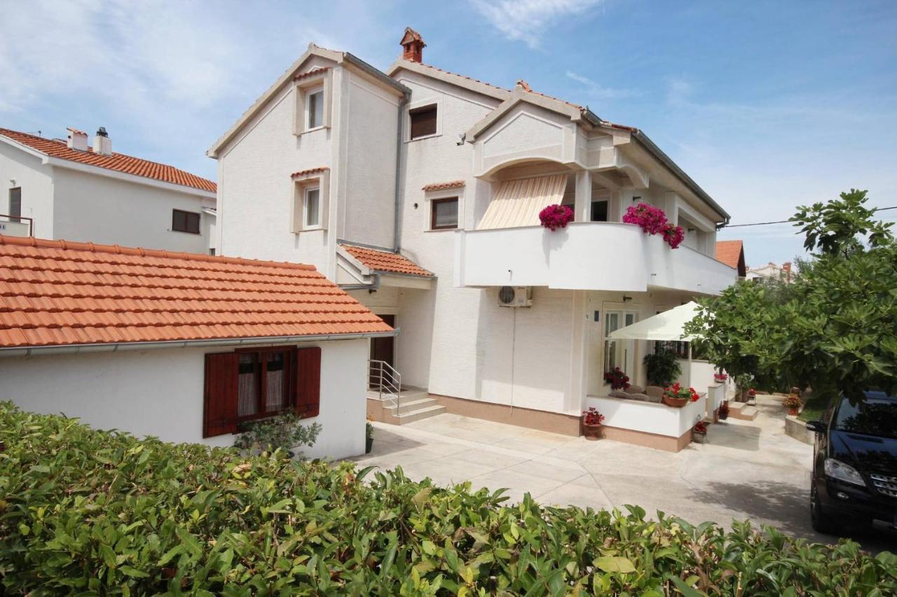 Family Apartment Mirela Borik Zadar Exterior foto